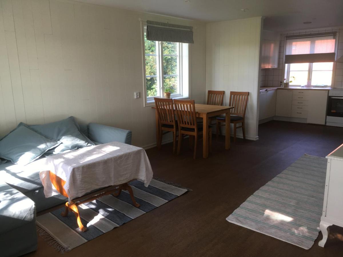Hostel Karaby Gard, Country Living Kristinehamn Zewnętrze zdjęcie