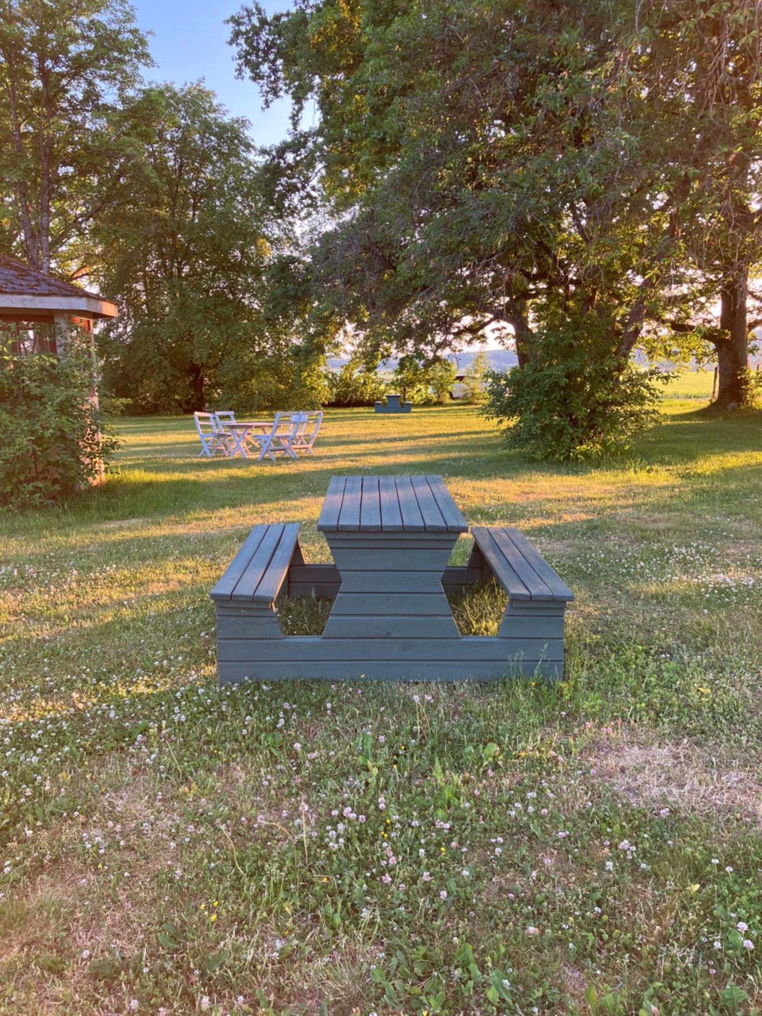Hostel Karaby Gard, Country Living Kristinehamn Zewnętrze zdjęcie