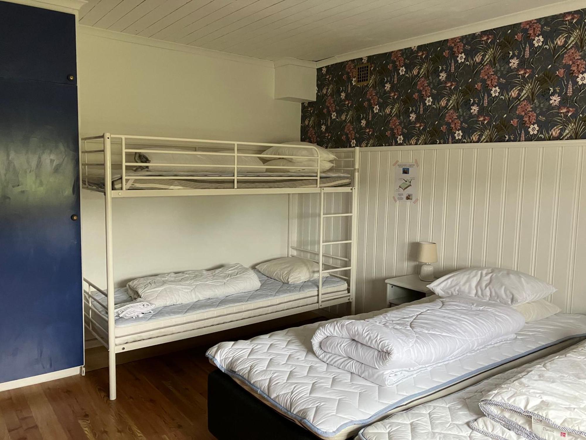 Hostel Karaby Gard, Country Living Kristinehamn Zewnętrze zdjęcie