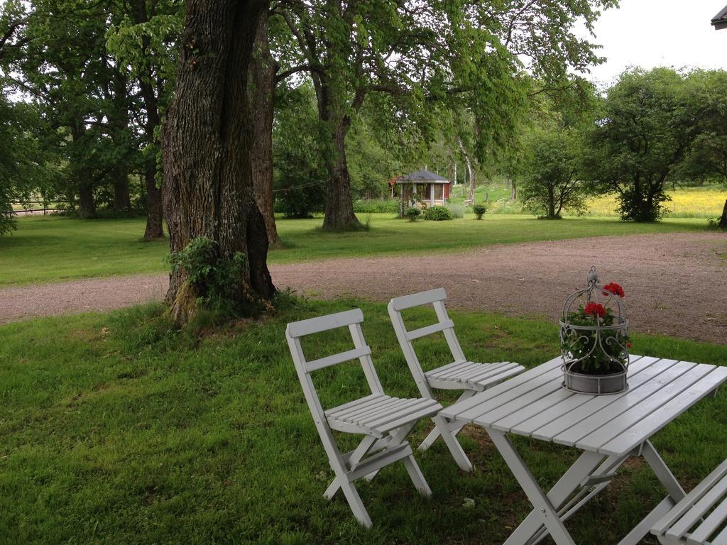 Hostel Karaby Gard, Country Living Kristinehamn Zewnętrze zdjęcie