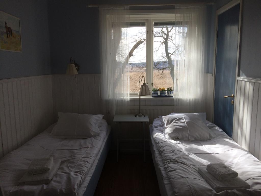 Hostel Karaby Gard, Country Living Kristinehamn Zewnętrze zdjęcie