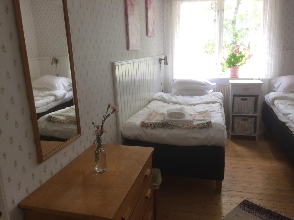 Hostel Karaby Gard, Country Living Kristinehamn Zewnętrze zdjęcie